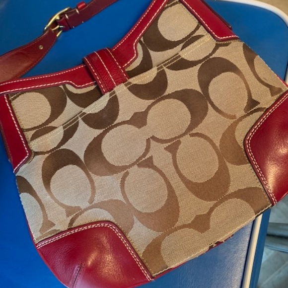 Coach Signature Collection Purse - Picture 4 of 5